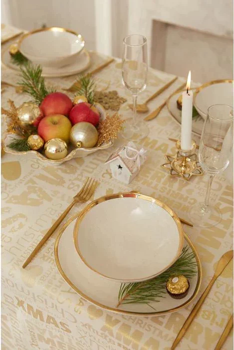 Скатерть Этель «Новый год: Merry xmas» цвет золотой, 142*180 +/-3 см, 115 ±10 гр, 100% п/э